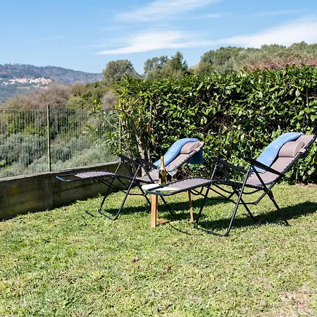 Guesthost - Cozy Flat With Garden And Parking Apartment San Lorenzo al Mare